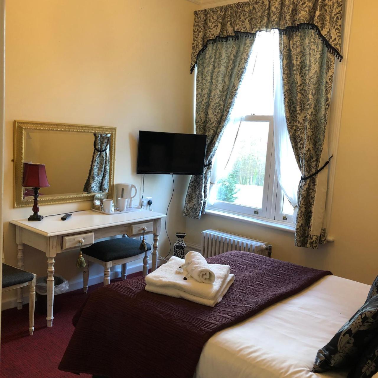 Northop Hall Country House Hotel Молд Экстерьер фото